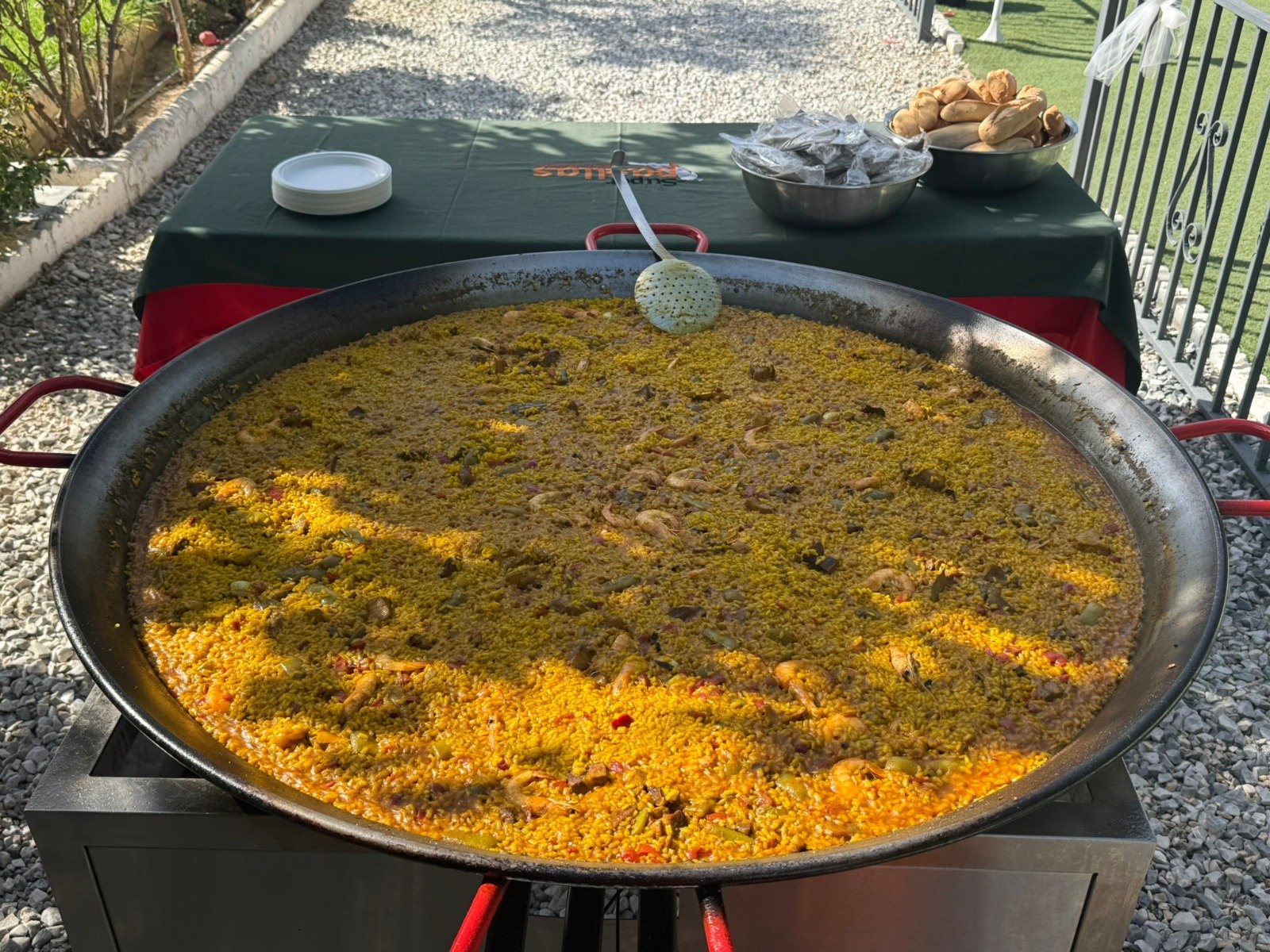 Paellas gigantes para eventos en España